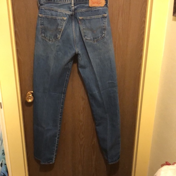 Levi's 501 Jeans Original Button Fly Medium Wash Cotton Straight Leg 34x38 - Picture 9 of 9